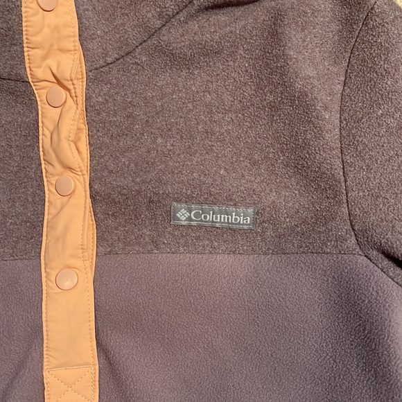Columbia fleece sweatshirt, size S, NWOT - Picture 2 of 4